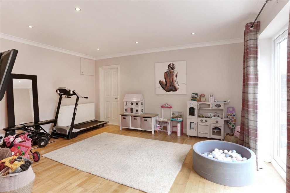 The Chine, Farnham, Surrey