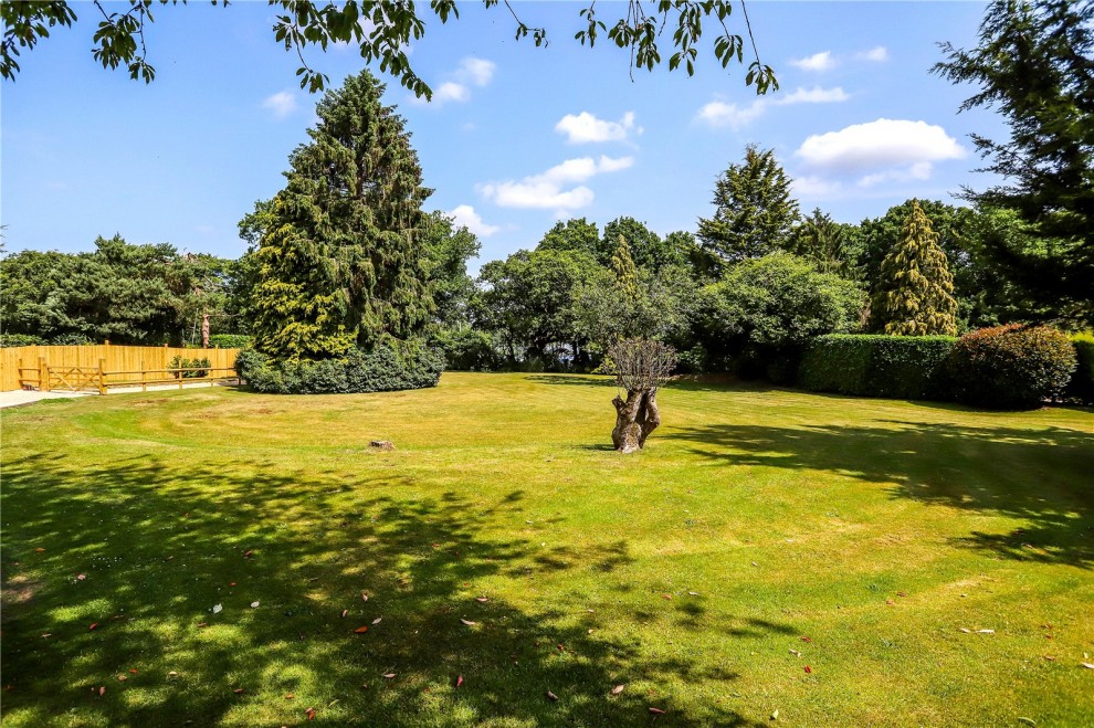Churt, Farnham, Surrey
