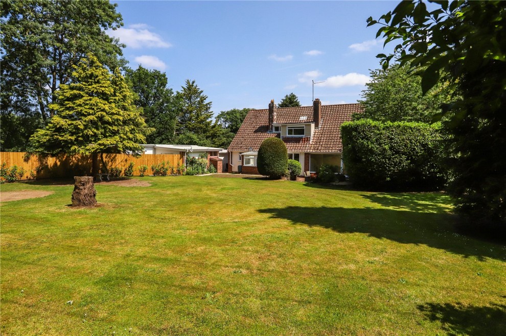 Churt, Farnham, Surrey