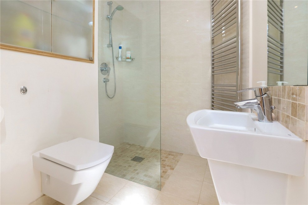 Elstead, Farnham, Surrey