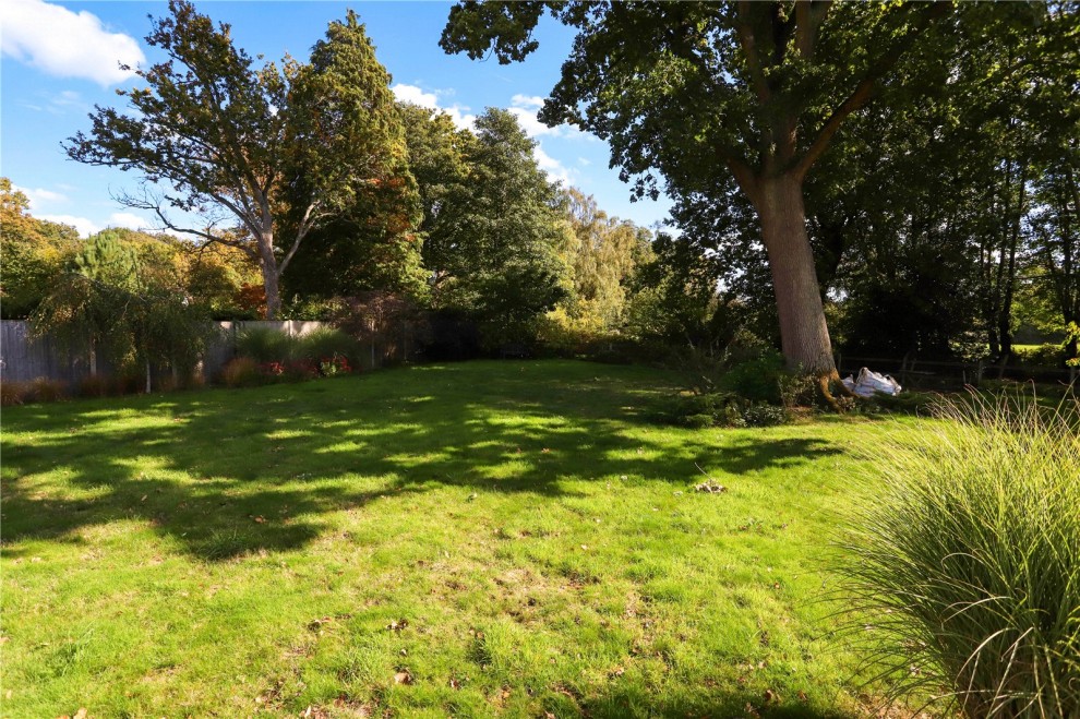 Elstead, Farnham, Surrey