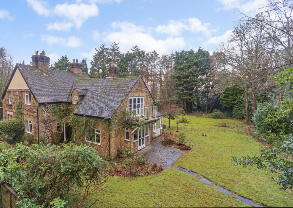 The Sands, Farnham, Surrey
