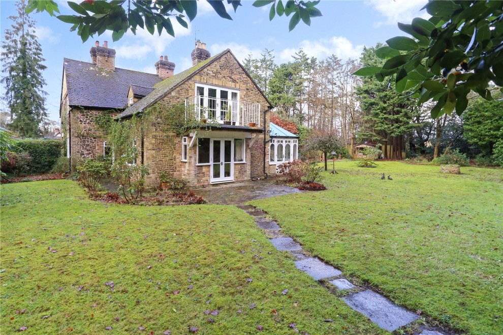 The Sands, Farnham, Surrey