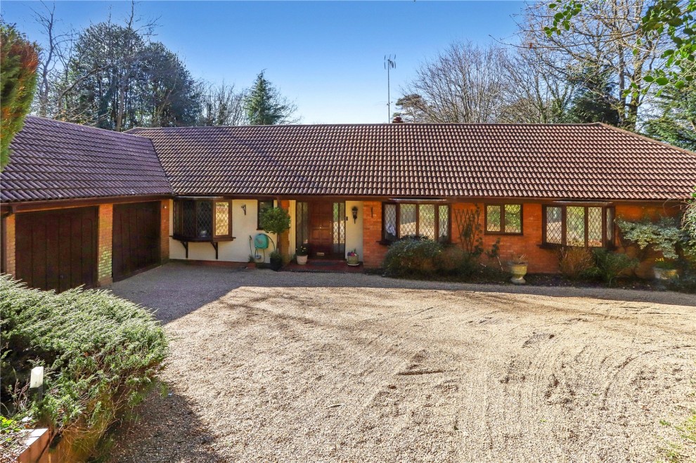 Ewshot, Farnham, Surrey