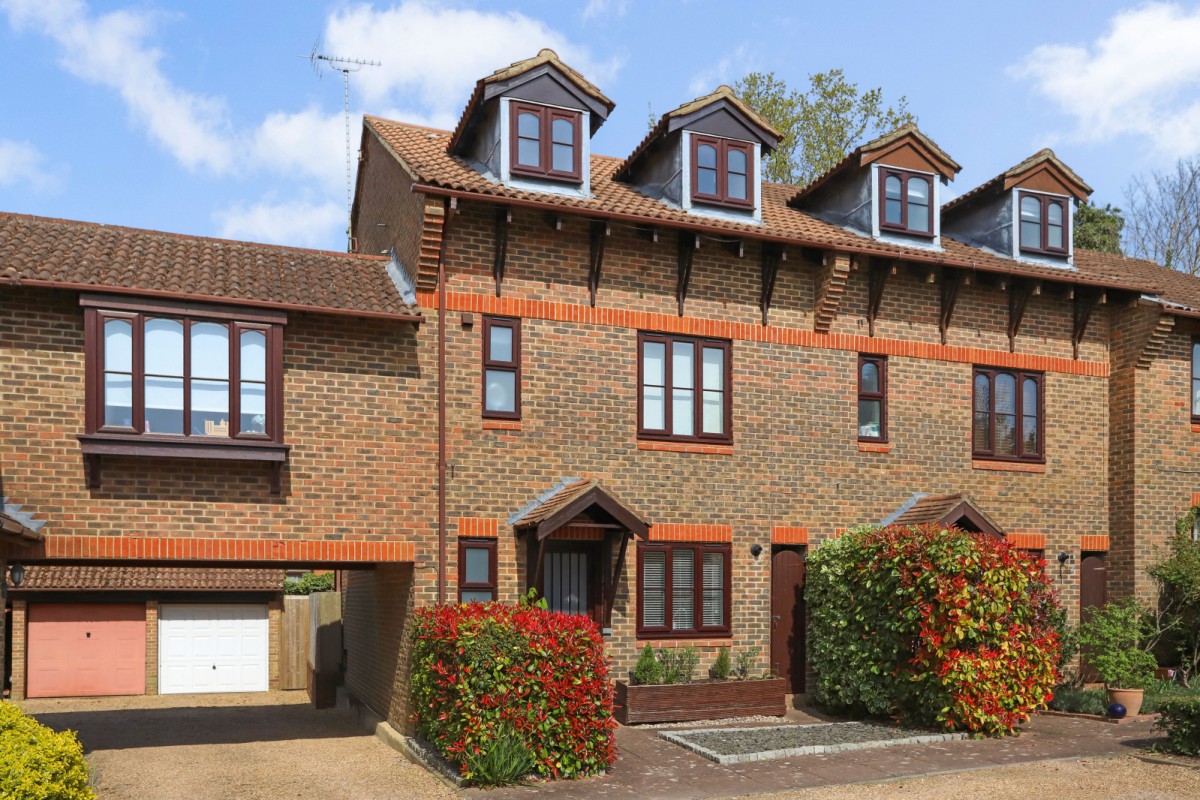 Wrecclesham, Farnham, Surrey