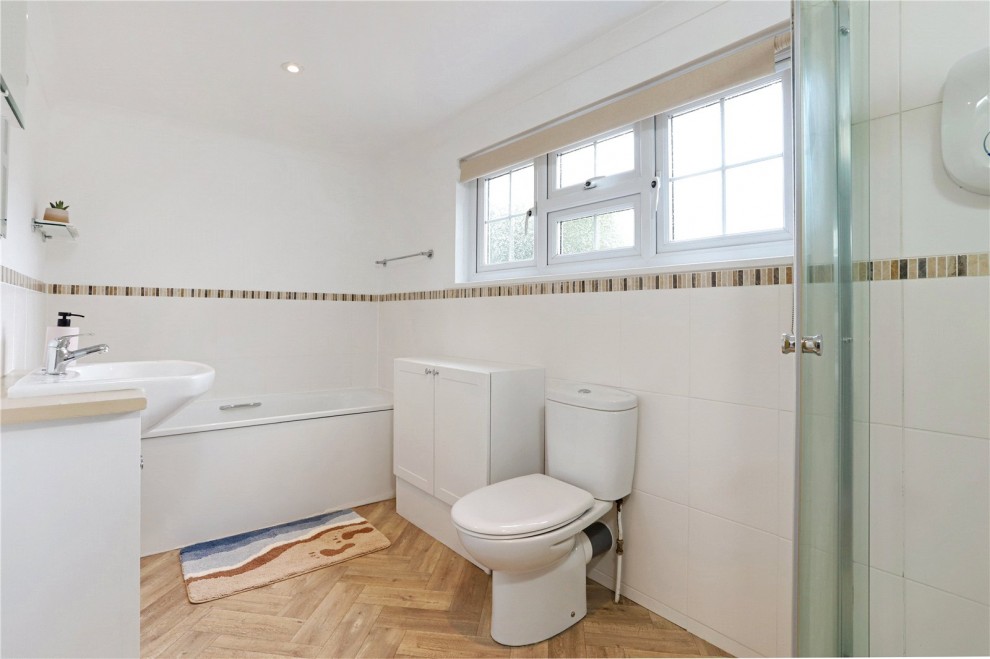 Kings Lane, Wrecclesham, Farnham