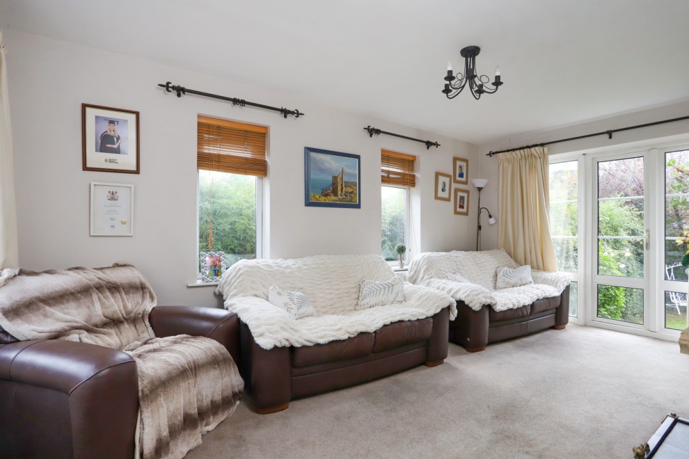 Gorse Lane, Farnham, Surrey