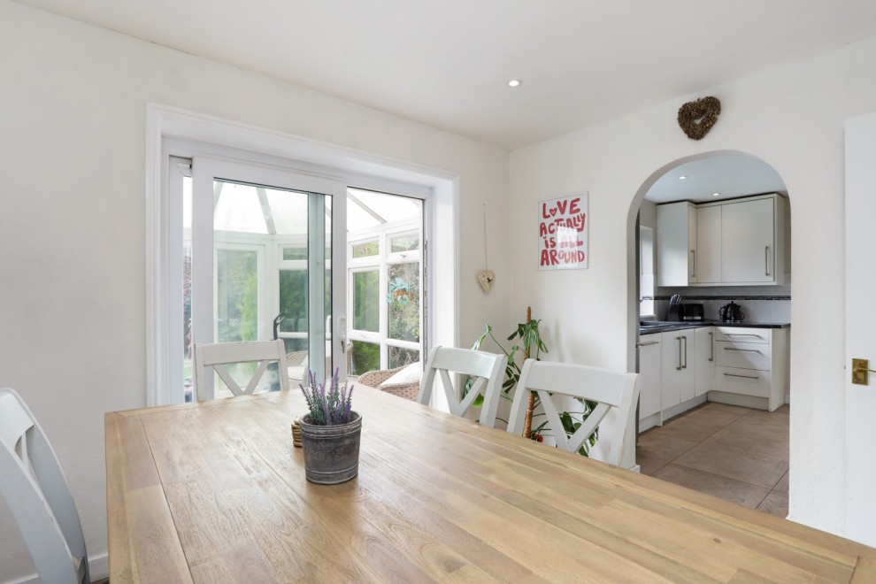 Gorse Lane, Farnham, Surrey