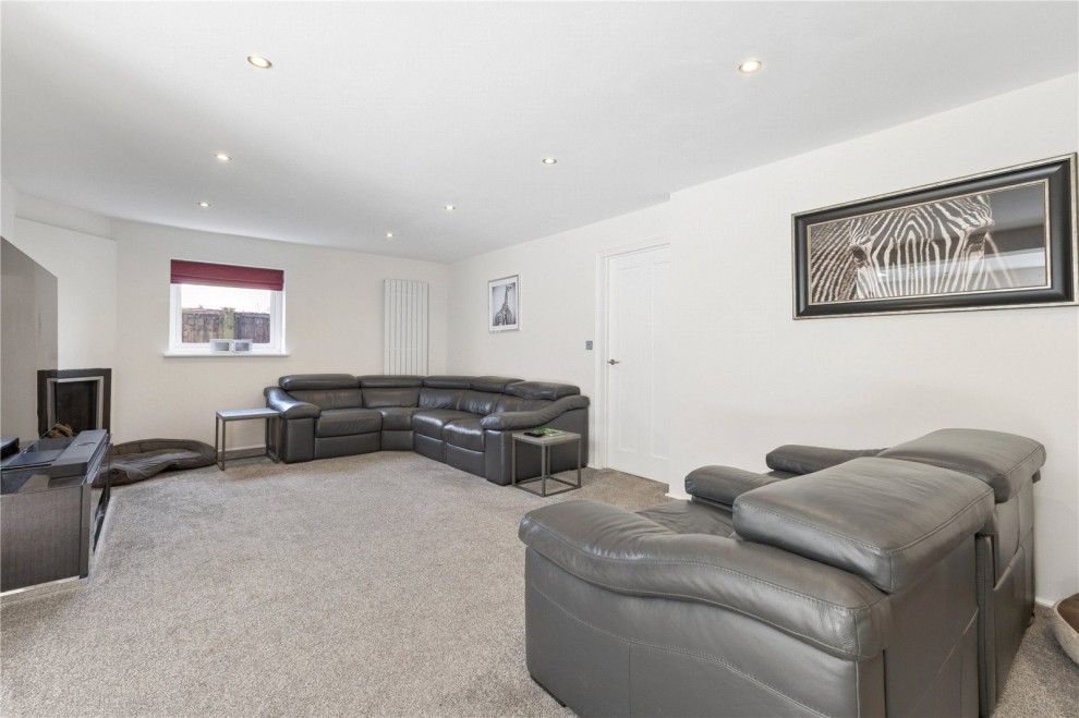 Crondall, Farnham, Surrey