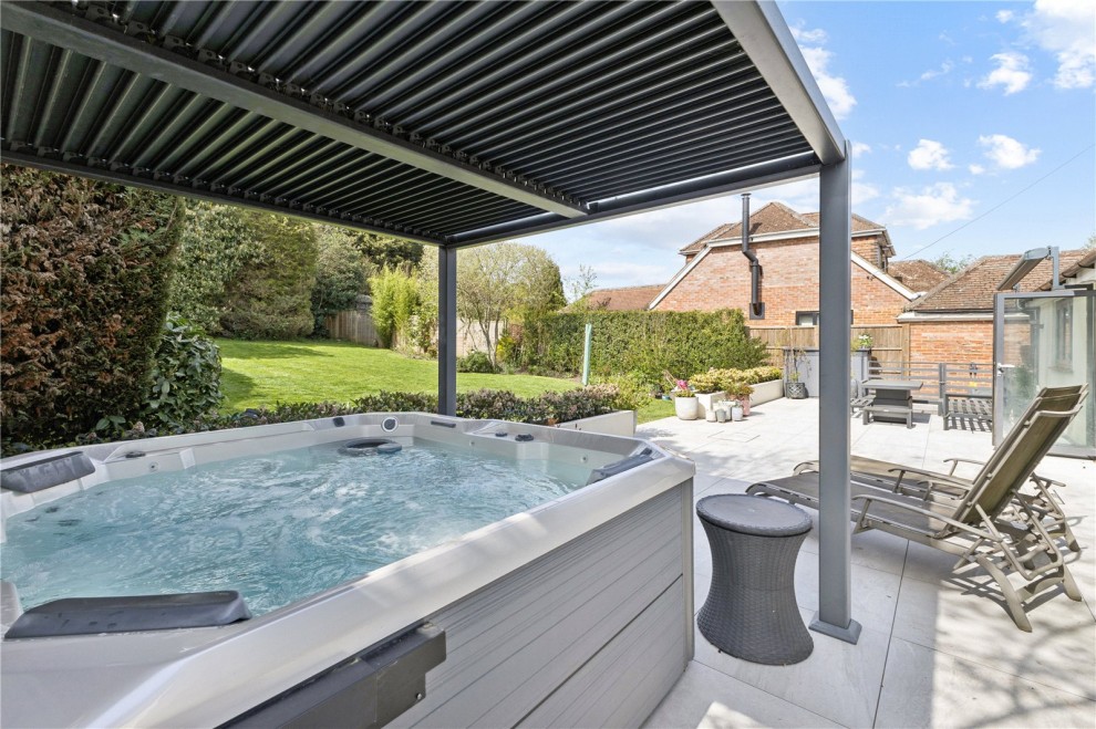 Crondall, Farnham, Surrey