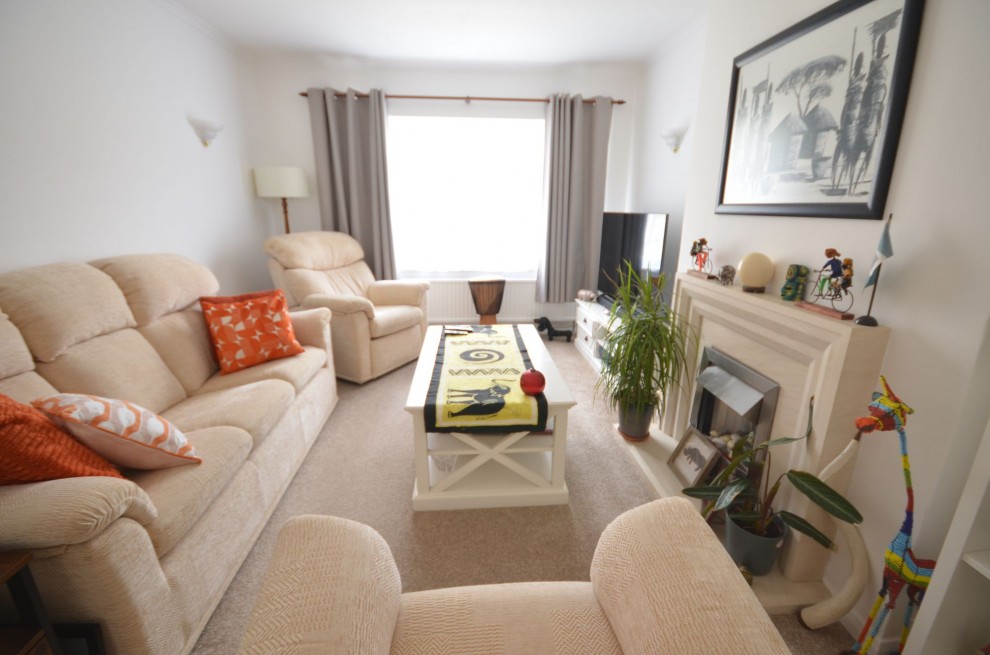 Kiln Lane, Lower Bourne, GU10