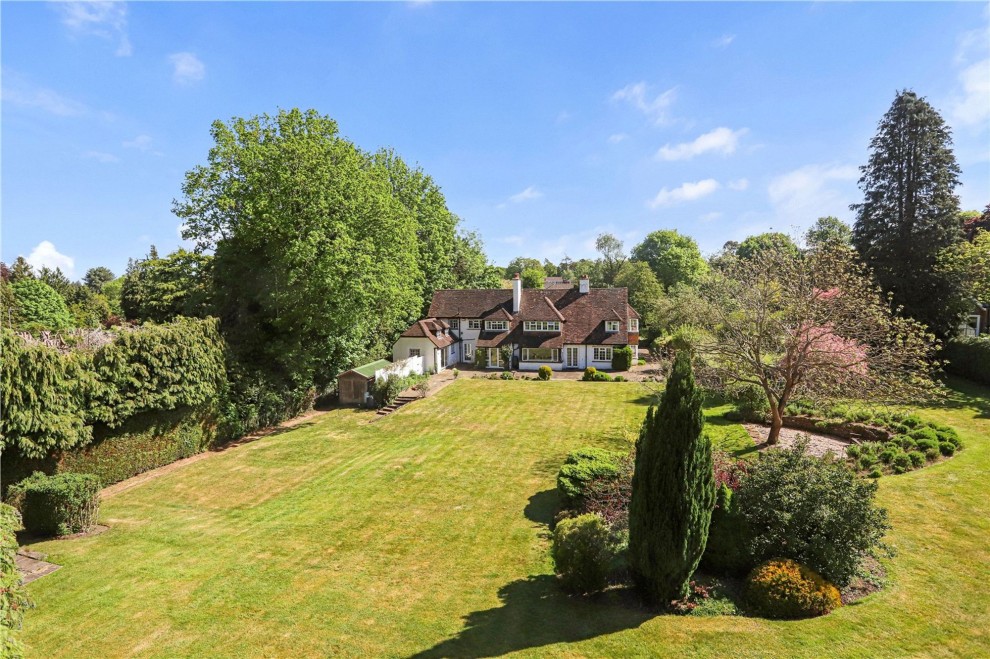 Churt Road, Churt, GU10