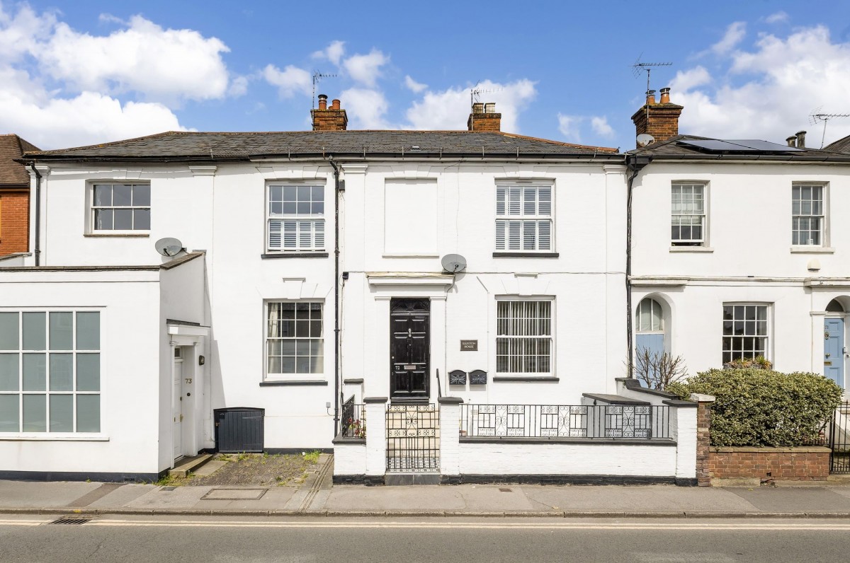 East Street, Farnham, GU9