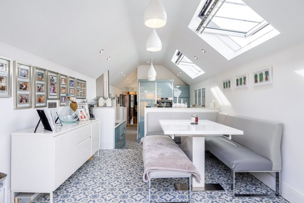 East Street, Farnham, GU9