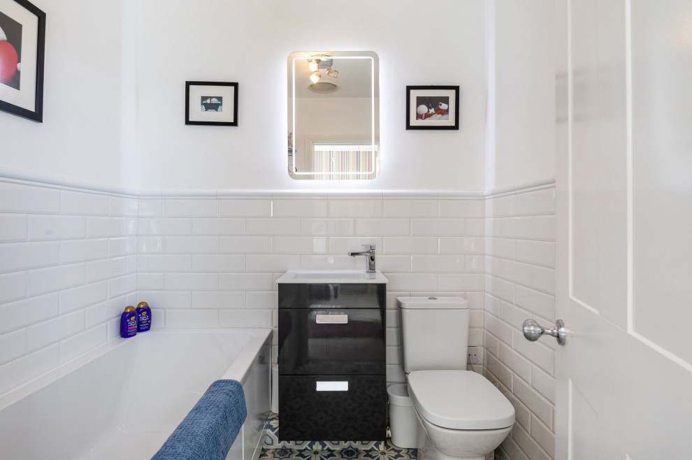 East Street, Farnham, GU9
