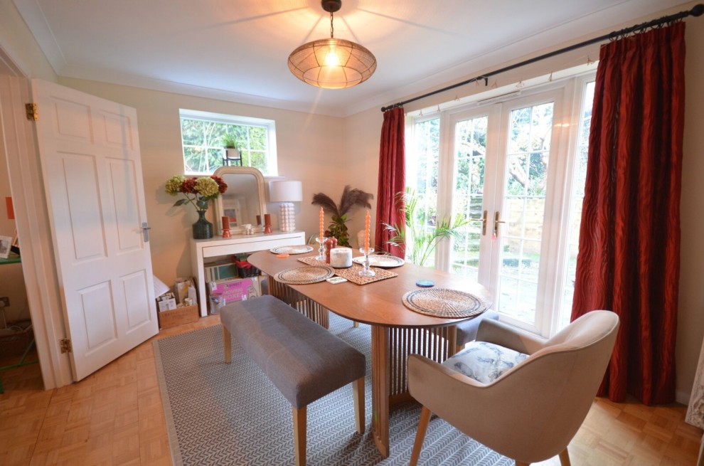 Coniston Drive, Farnham, GU9