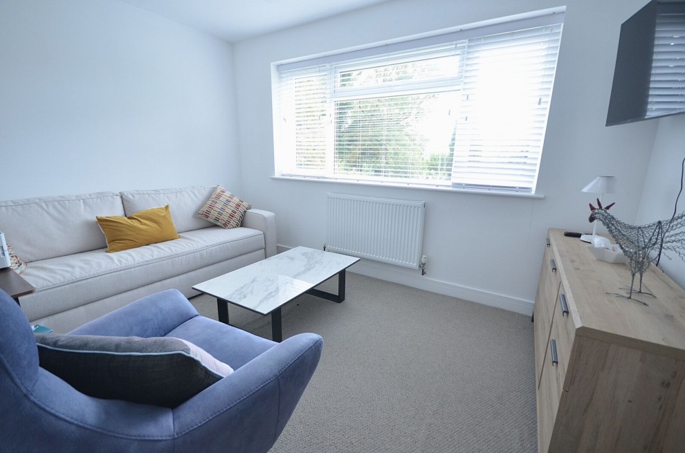 Middle Bourne Lane, Lower Bourne, GU10