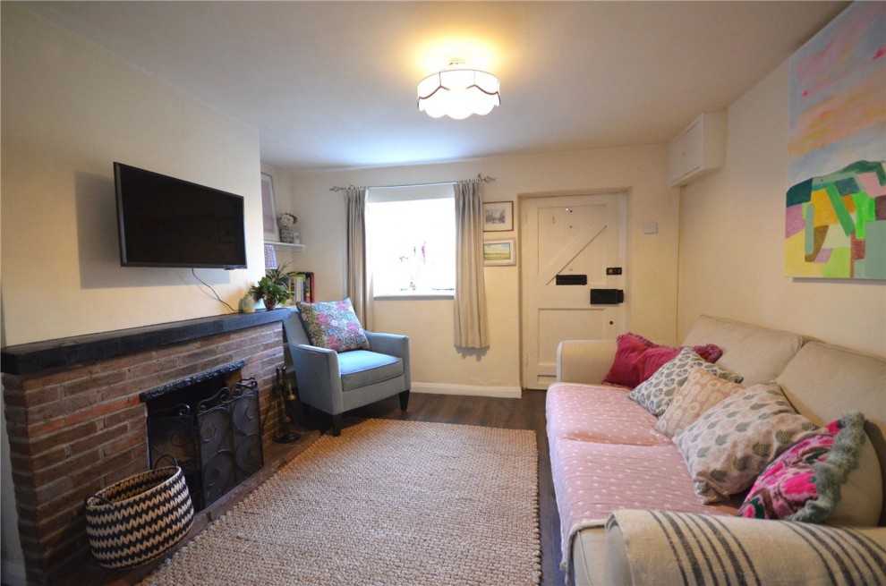 Red Lion Lane, Farnham, GU9