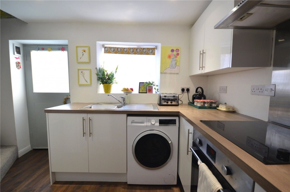 Red Lion Lane, Farnham, GU9