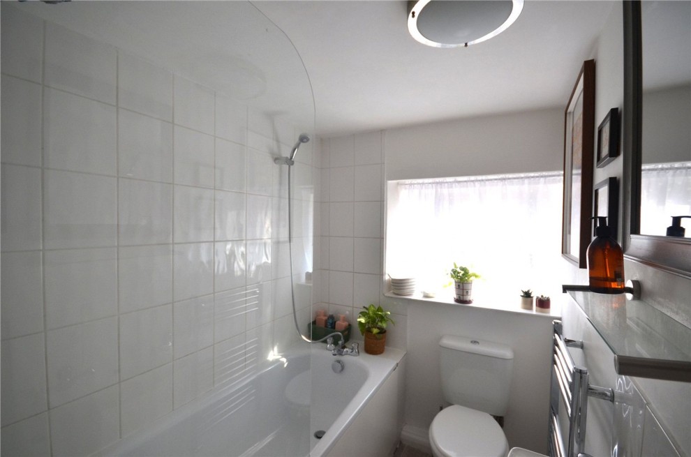 Red Lion Lane, Farnham, GU9