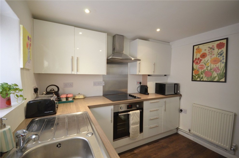 Red Lion Lane, Farnham, GU9