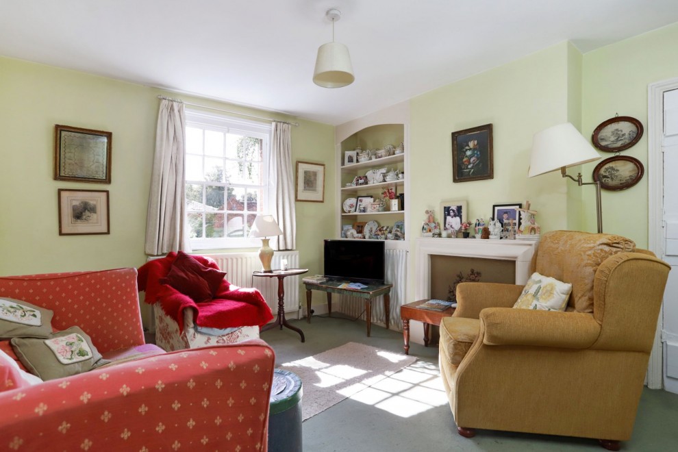 Moor Park Lane, Farnham, GU10