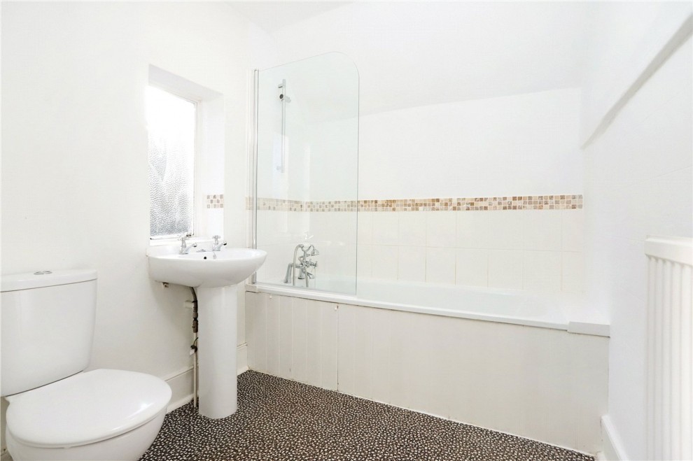 Hawthorn Lane, Rowledge, GU10