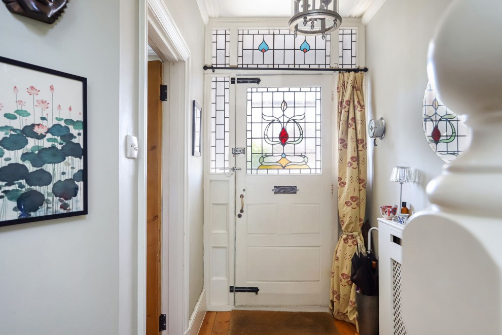 39 Alfred Road, Farnham, GU9