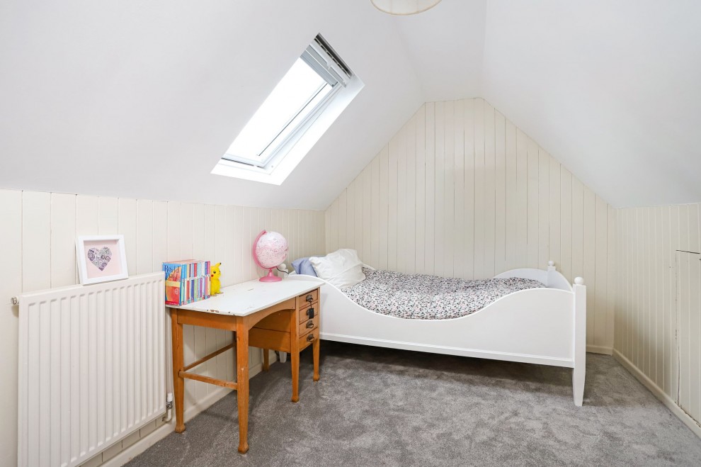 39 Alfred Road, Farnham, GU9