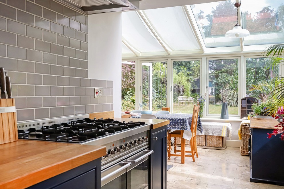 39 Alfred Road, Farnham, GU9