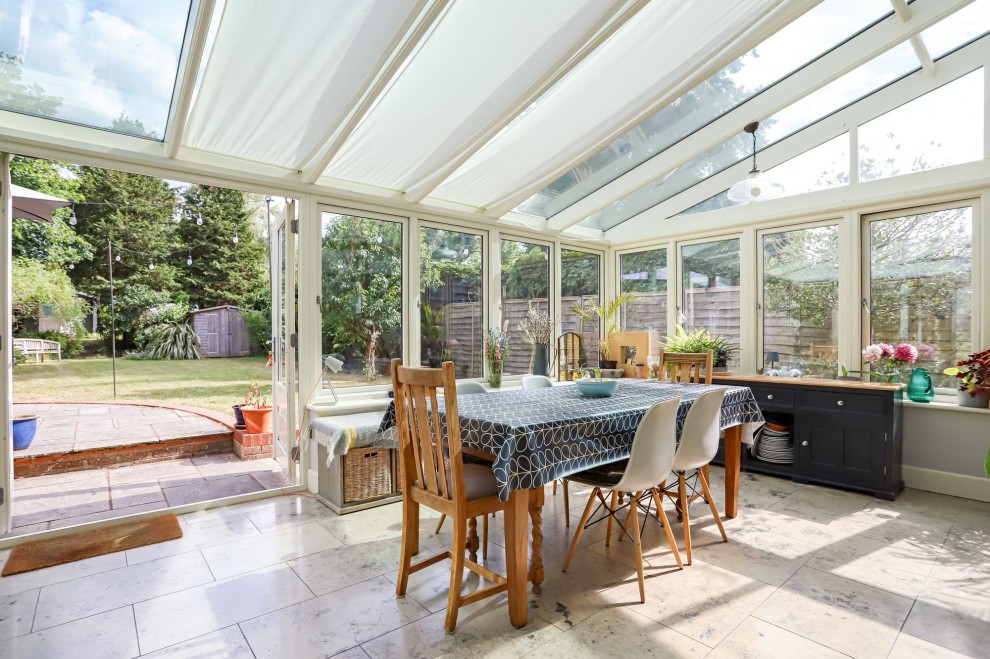 39 Alfred Road, Farnham, GU9