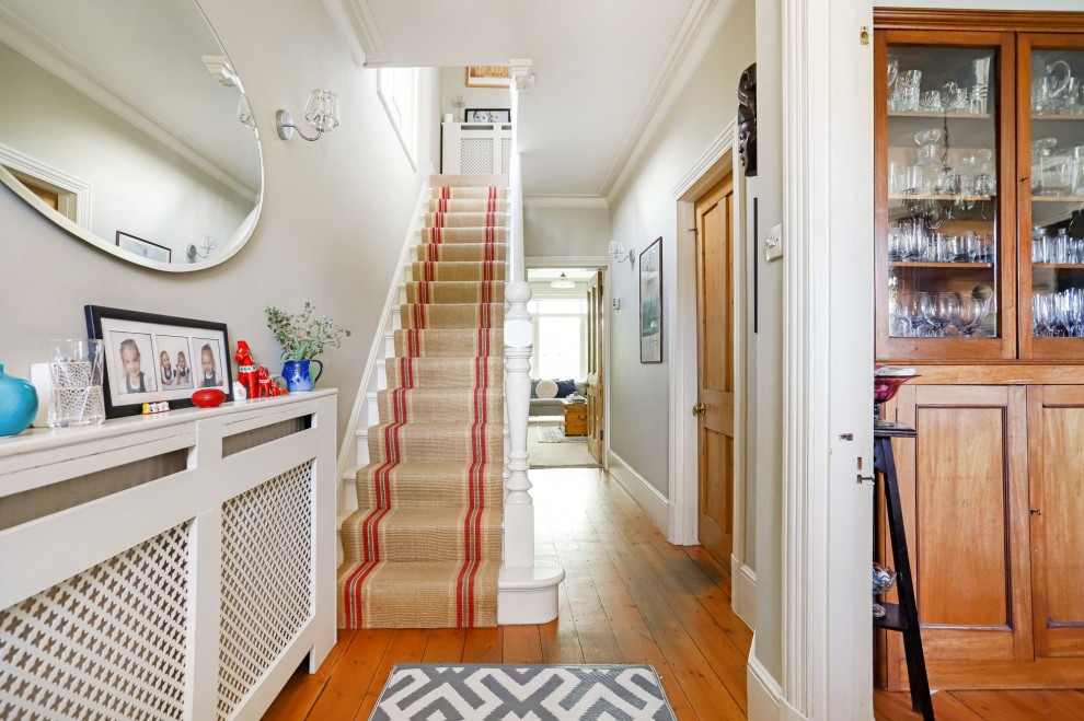 39 Alfred Road, Farnham, GU9