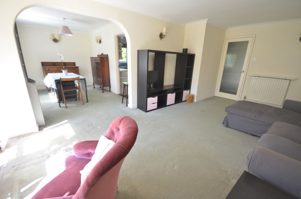 Latchwood Lane, Lower Bourne, GU10