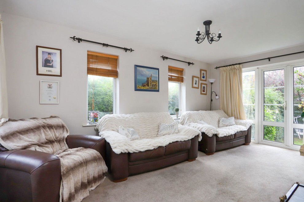 Gorse Lane, Wrecclesham, GU10