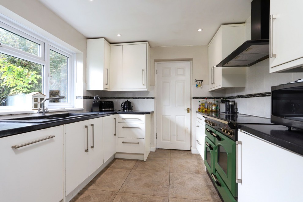 Gorse Lane, Wrecclesham, GU10