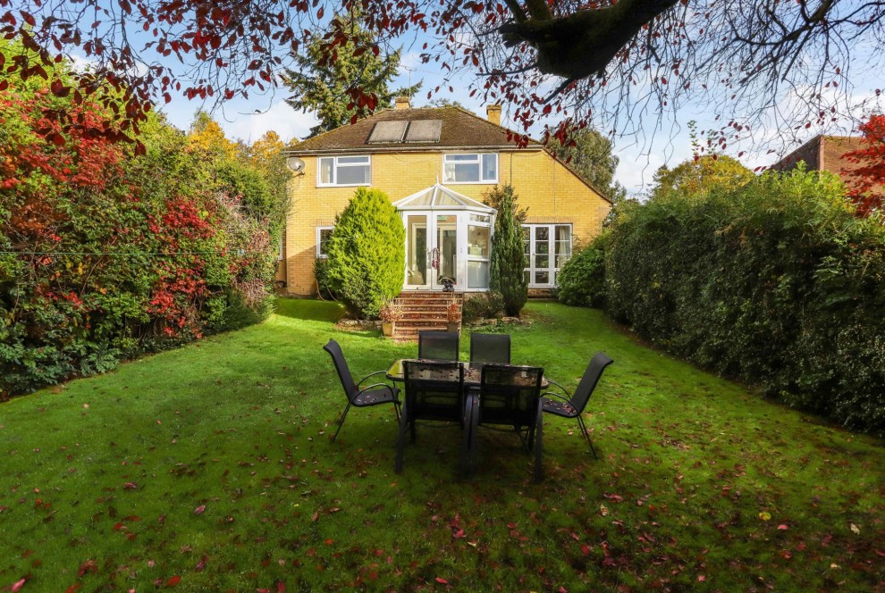 Gorse Lane, Wrecclesham, GU10