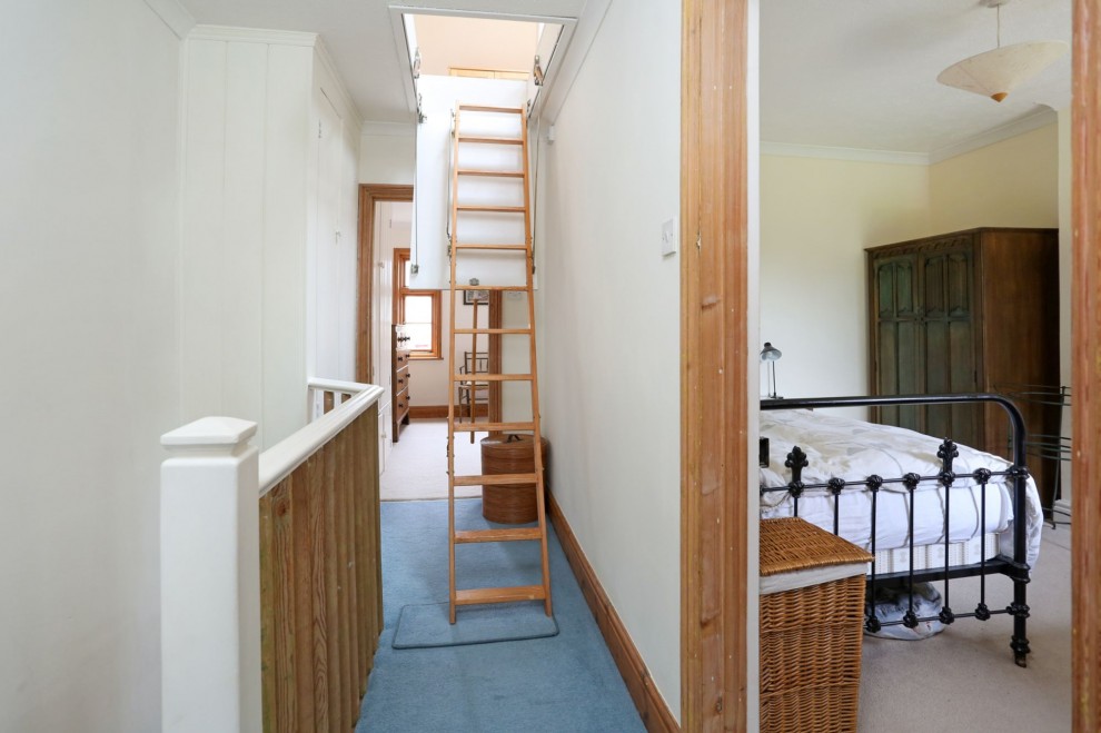 Weydon Hill Road, Farnham, GU9