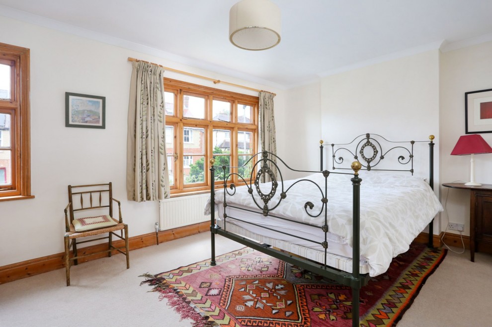 Weydon Hill Road, Farnham, GU9