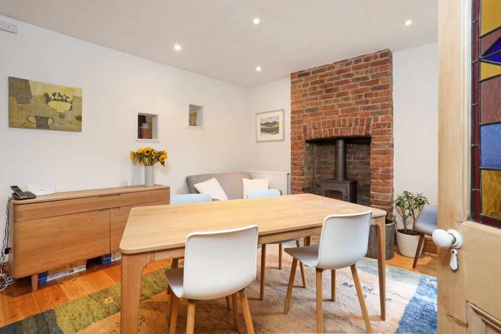 Weydon Hill Road, Farnham, GU9
