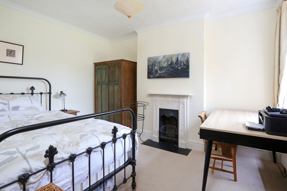 Weydon Hill Road, Farnham, GU9