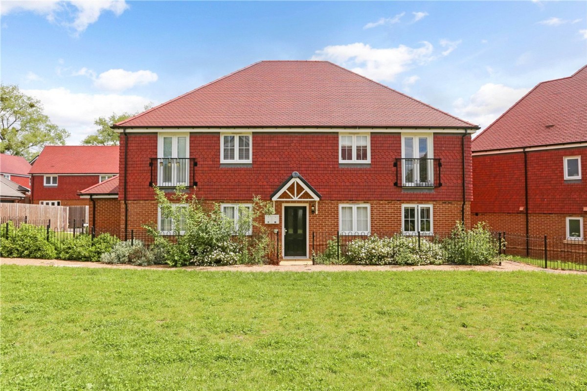 Ribston Road, Farnham, GU9