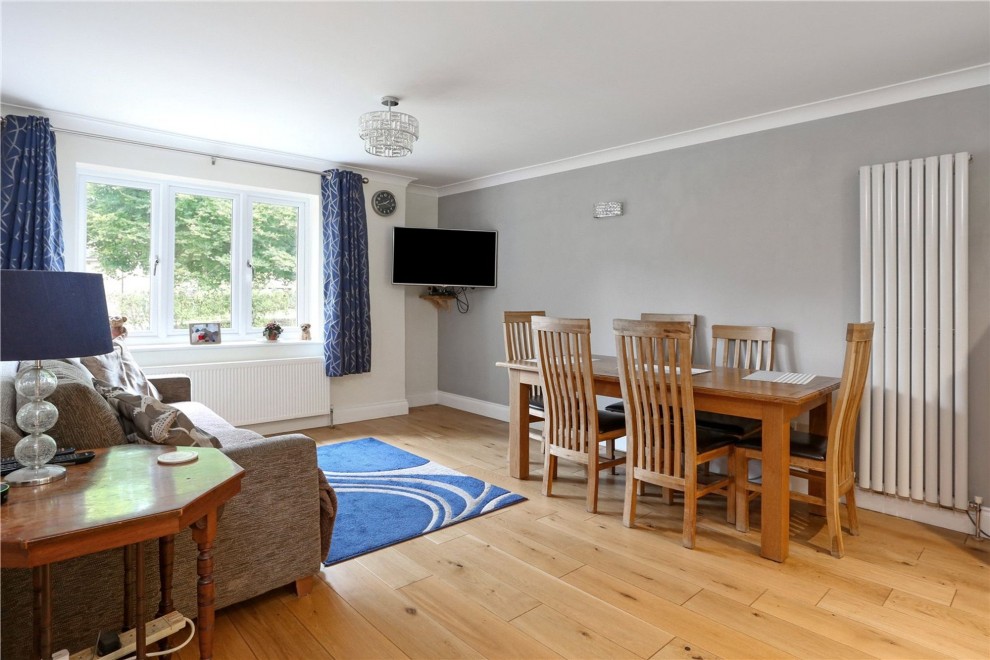 Pannells, Lower Bourne, GU10