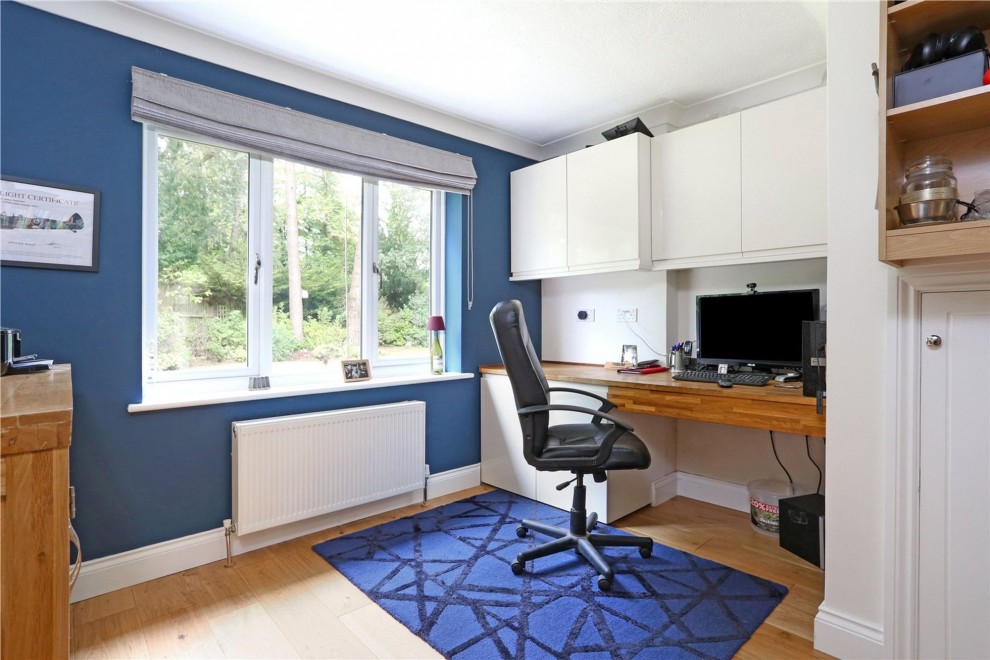 Pannells, Lower Bourne, GU10