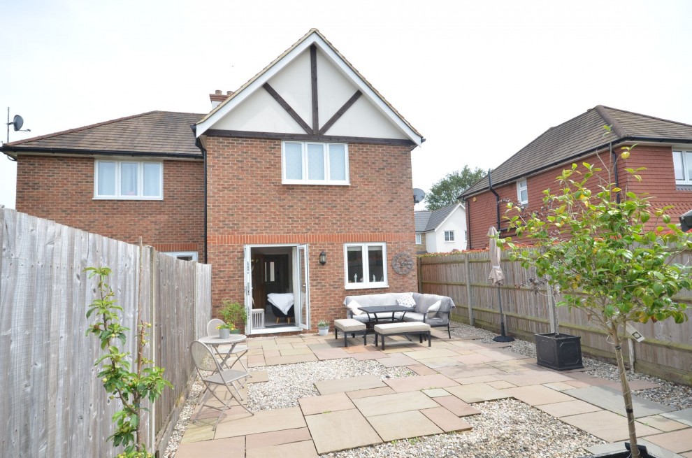 Towns End Gardens, Farnham, GU9