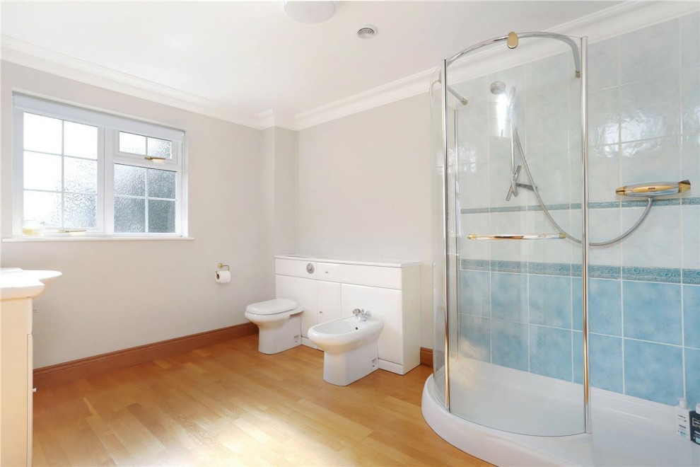 Compton Way, Farnham, GU10