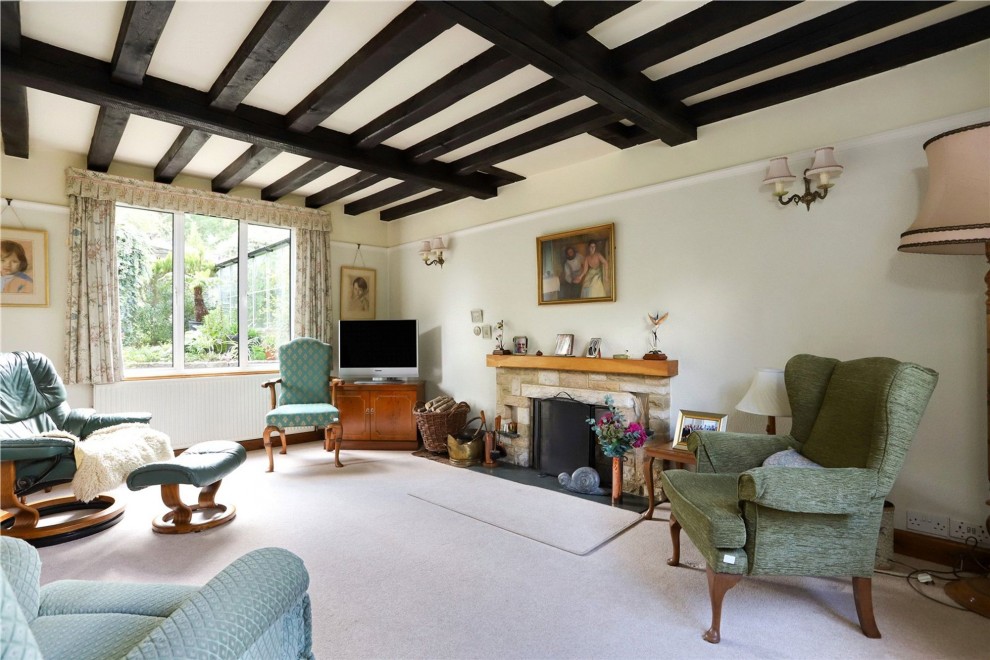 Old Compton Lane, Farnham, GU9
