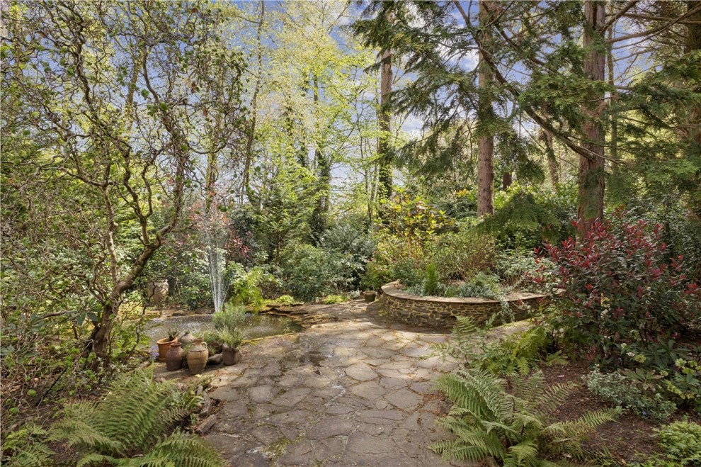 56 Crooksbury Road, Farnham, GU10