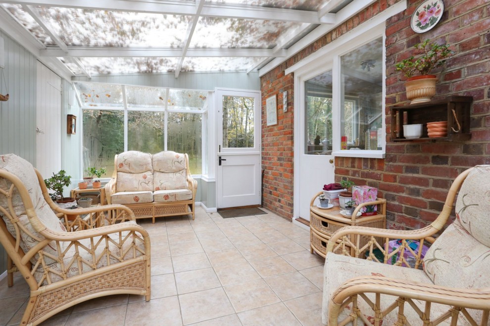Seale Road, Elstead, GU8