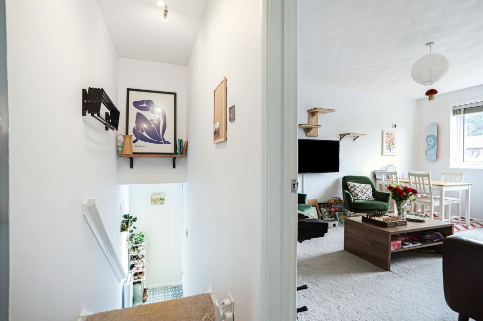 Alfred Road, Farnham, GU9