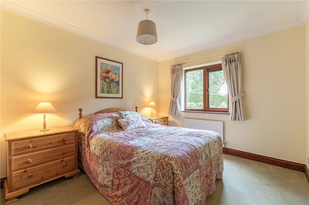 Vicarage Hill, Farnham, GU9
